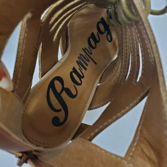 Neutral Nude Cage Heel Booties 7.5 EUC! NWOT - Picture 6 of 12